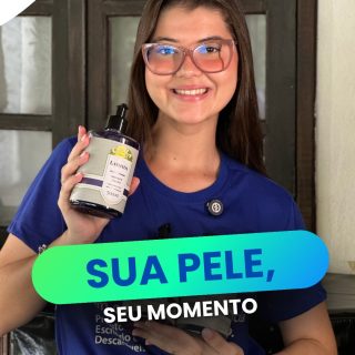 Tudo começa com um gesto simples.
Mas o sabonete certo transforma a experiência.

O Sabonete Líquido Coala limpa delicadamente, hidrata e deixa uma fragrância marcante que permanece na pele.

Chá Branco, Lavanda ou Orquídea Negra: cada versão cria um momento diferente.
Mais do que higiene.

É cuidado. É sensação. É presença.

💚 Garanta no seu estoque com quem entrega em até 48h úteis na RMR.

#NaDisFáTem #SaboneteCoala #HigienePessoal #Perfumação #Distribuidora