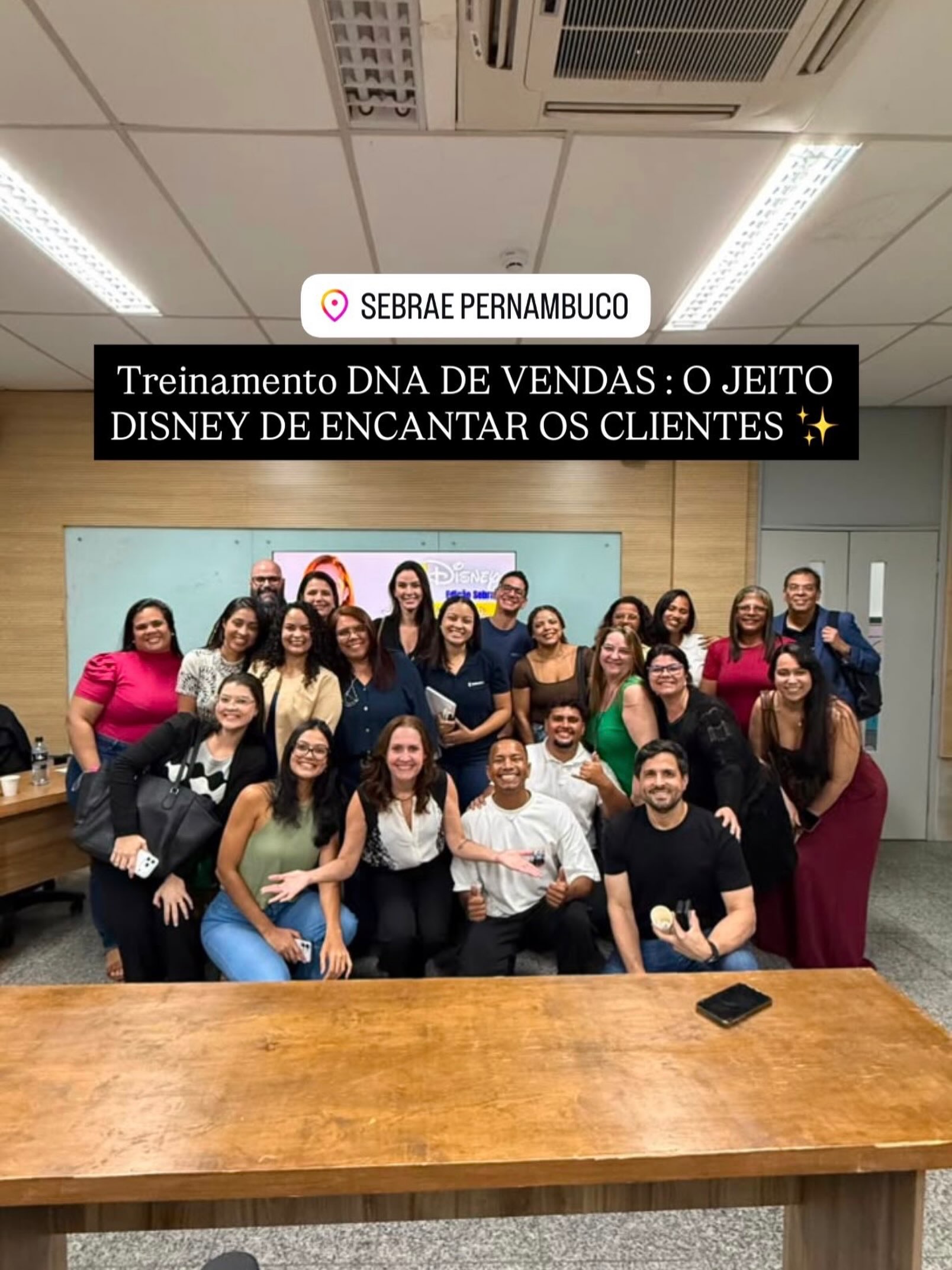 Treinamento sobre O JEITO DISNEY DE ENCANTAR OS CLIENTES com @liliancastro.disney no SEBRAE - PE 💙